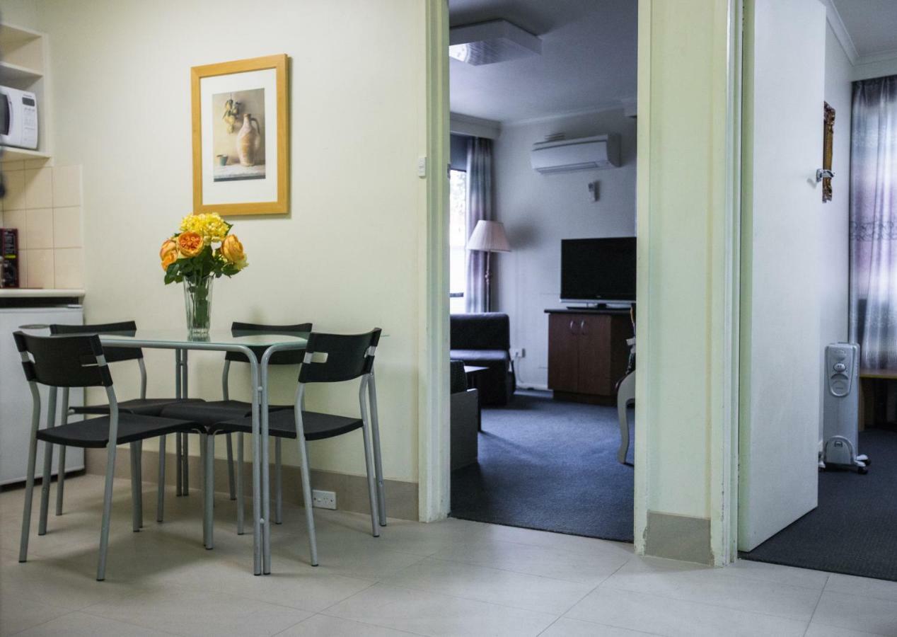 Albert Heights Serviced Apartments Ville de Ville de Melbourne Extérieur photo